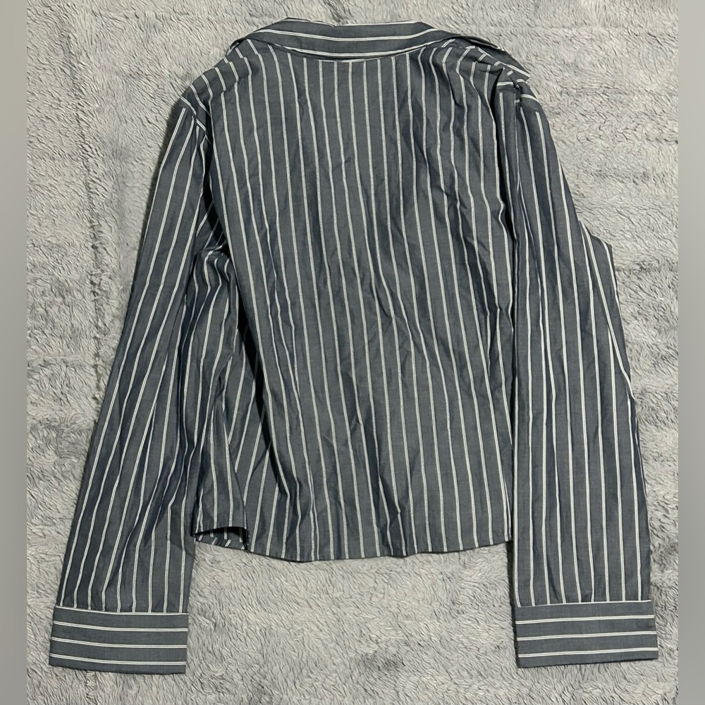 NWT Abercrombie & Fitch Poplin Tie Front Shirt Blouse - L - Picture 9 of 11